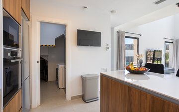 Property slide 19