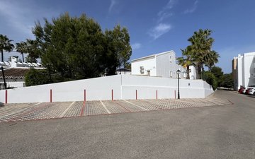 Property slide 22