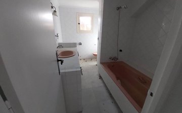 Property slide 35