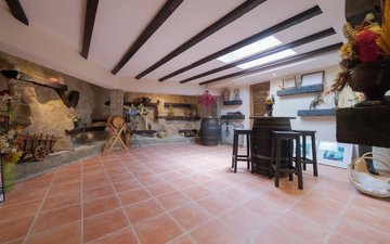 Property slide 28