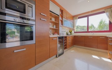 Property slide 40