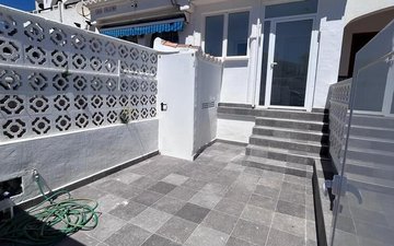 Property slide 18