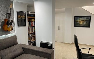Property slide 37