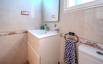 Property slide 18