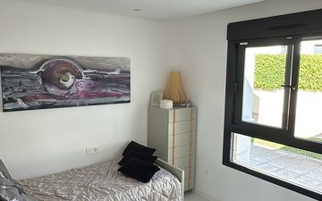 Property slide 10