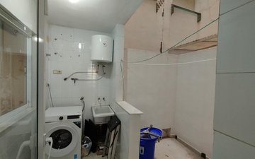 Property slide 16
