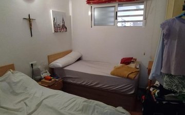 Property slide 25