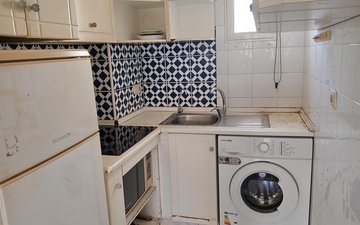 Property slide 10