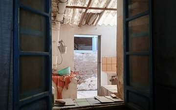 Property slide 19