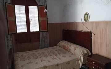 Property slide 6