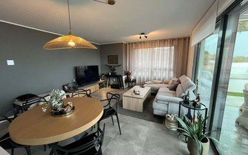 Property slide 7