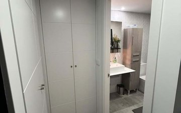 Property slide 16
