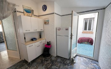 Property slide 30