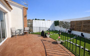 Property slide 25