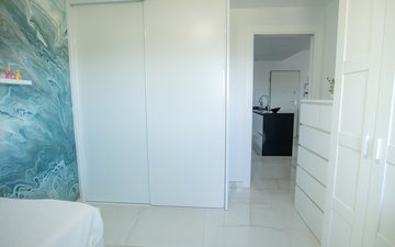 Property slide 25