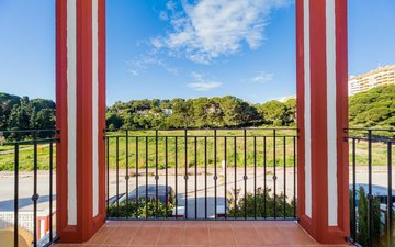Property slide 23