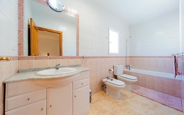 Property slide 22