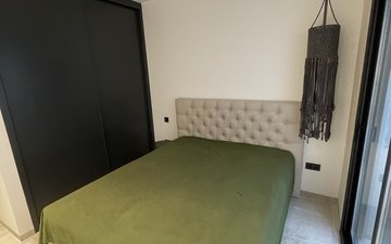 Property slide 20
