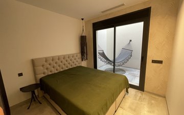 Property slide 21