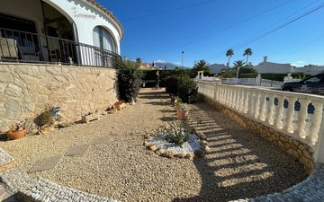 Property slide 18
