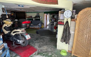 Property slide 35