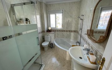 Property slide 14