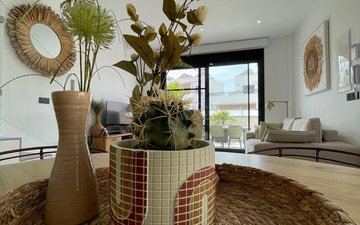 Property slide 18