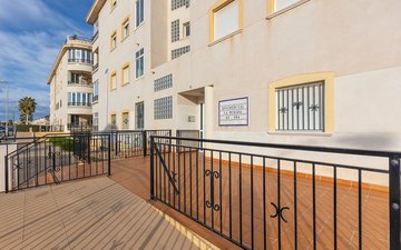 Property slide 17