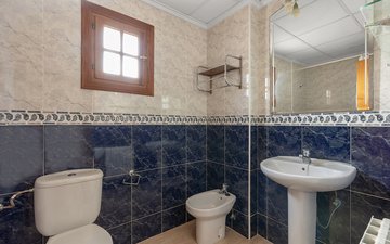 Property slide 22