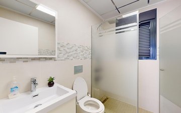 Property slide 14