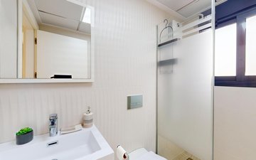Property slide 24