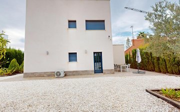 Property slide 49