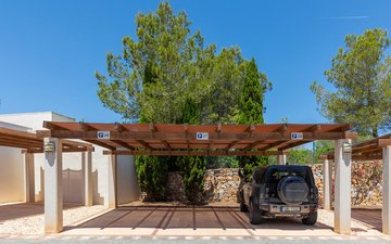 Property slide 43