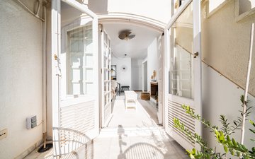 Property slide 16