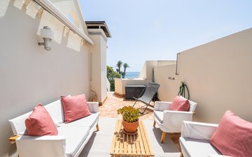 Property slide 39