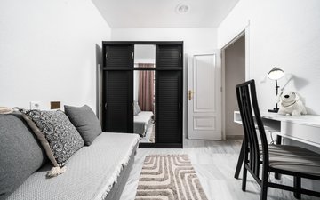 Property slide 17