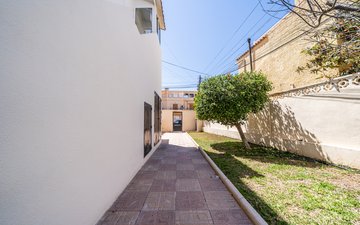 Property slide 42