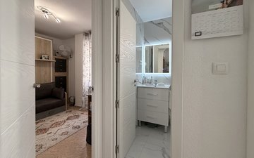 Property slide 18