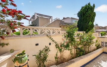 Property slide 22