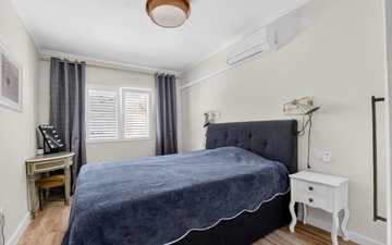 Property slide 20