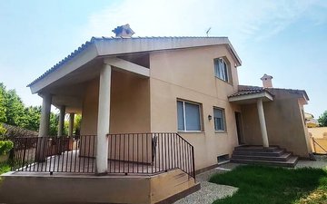 Property slide 4