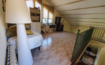 Property slide 25