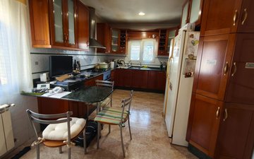 Property slide 39