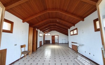 Property slide 39
