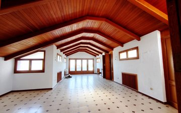 Property slide 35