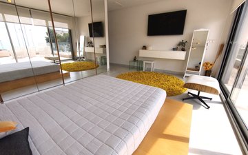 Property slide 31
