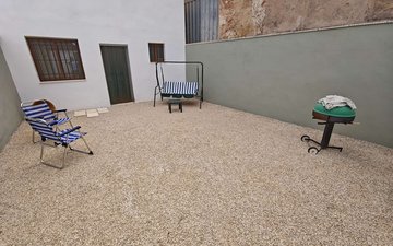 Property slide 18