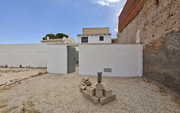 Property slide 21