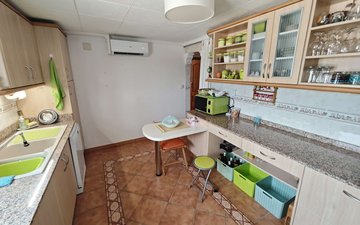 Property slide 35