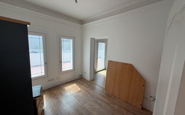 Property slide 8